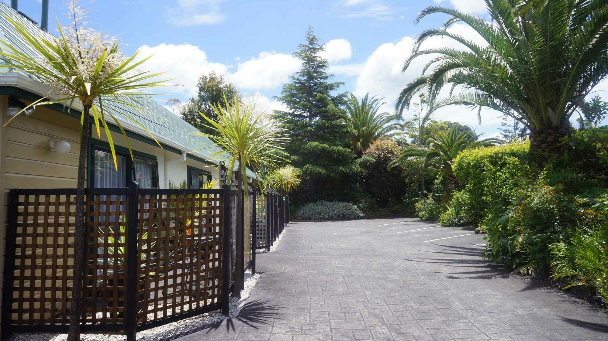 Cheviot Park Motor Lodge Whangarei Esterno foto